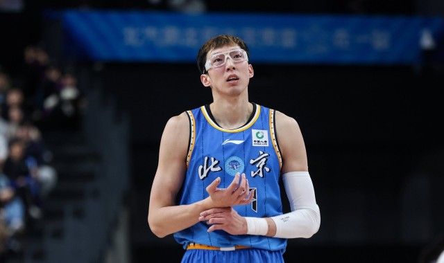 开云体育官网-北京犯错太多 贝利距期待值差距还是大 终结阵周琦+范子铭可否？