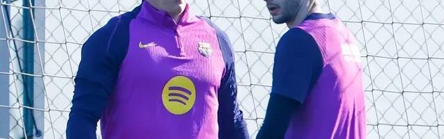 开云-年薪1700万！巴萨33岁队长坐穿板凳：想踢世界杯 必须离队