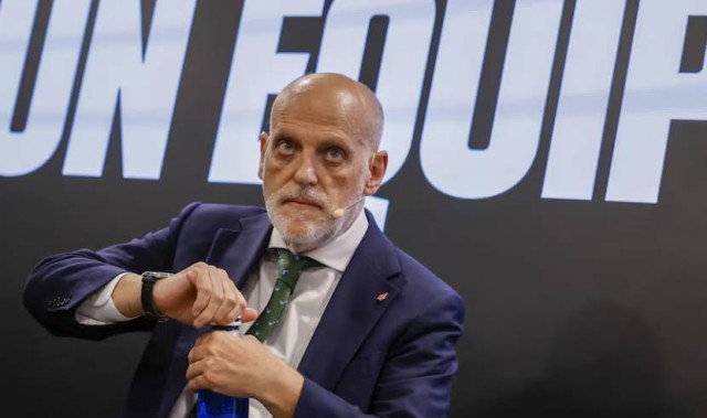 kaiyun-特瓦斯谈西蒙尼和维尼修斯冲突：这都是场上的事，只是小插曲