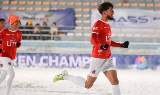 开云体育官网-我拿200美元月薪来到-19度的蒙古踢球，如今在中国香港薪水翻10倍